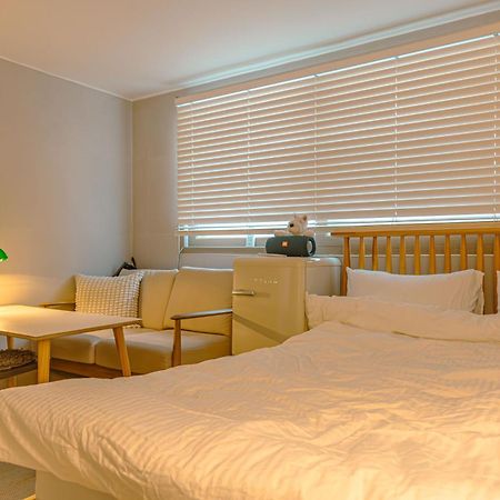 Marie'S House 102 Hongdae Hotel Сеул Екстериор снимка