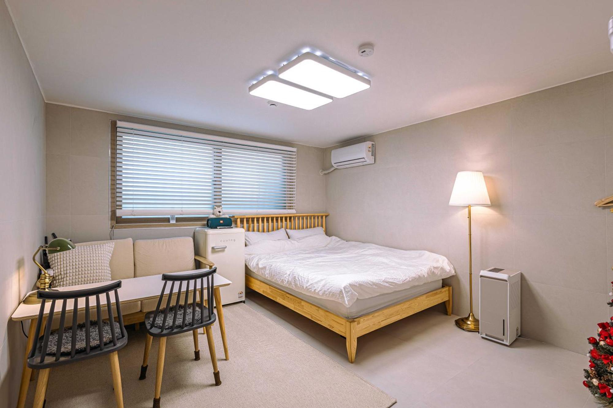 Marie'S House 102 Hongdae Hotel Сеул Екстериор снимка