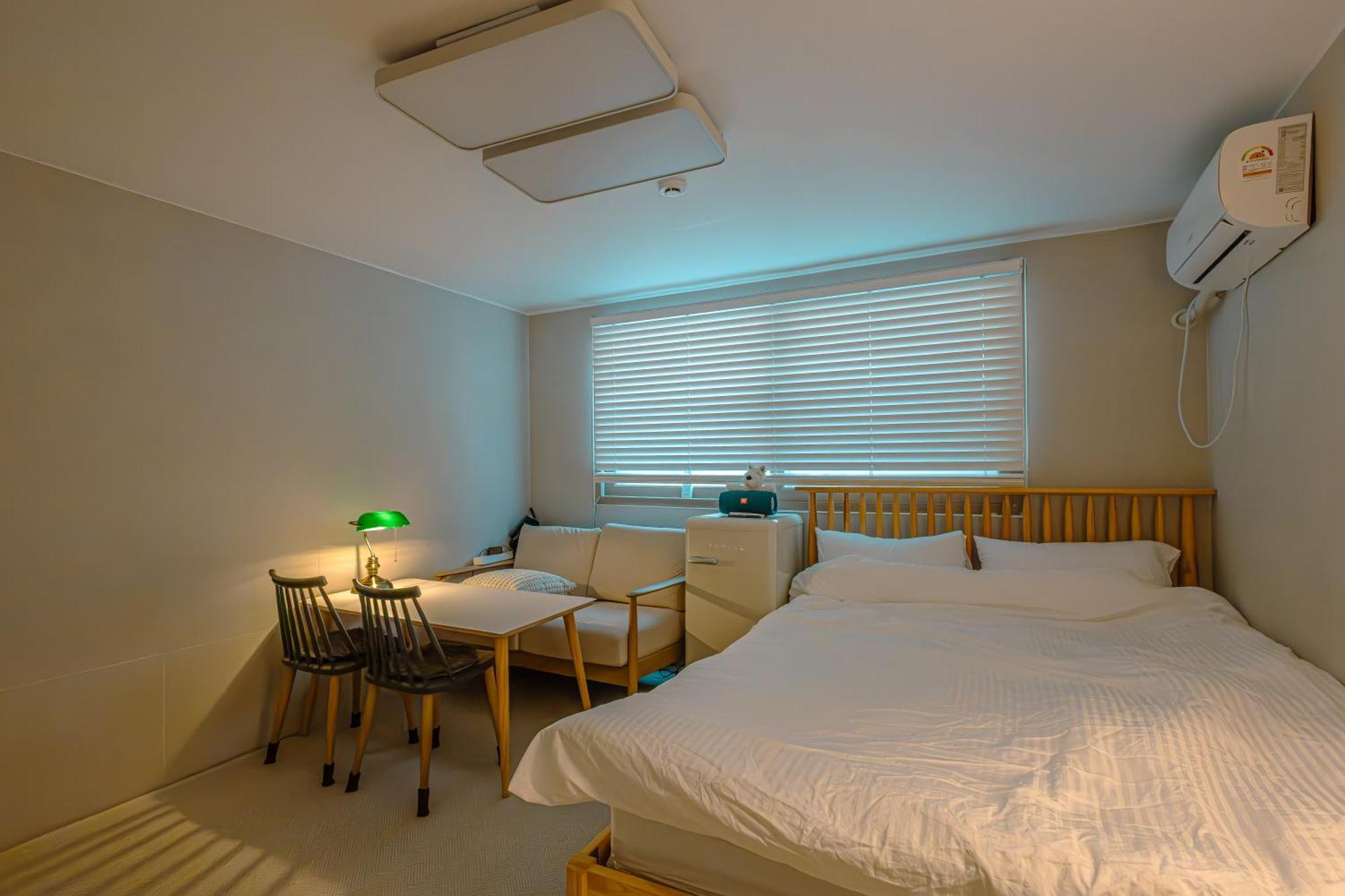 Marie'S House 102 Hongdae Hotel Сеул Екстериор снимка